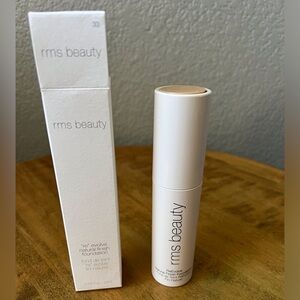RMS beauty Revolve Natural Finish Foundation .98 fluid ounces 33